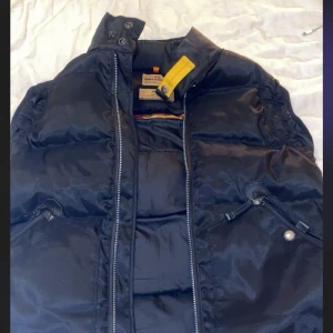 Pjs kubuk väst - Bra skick 