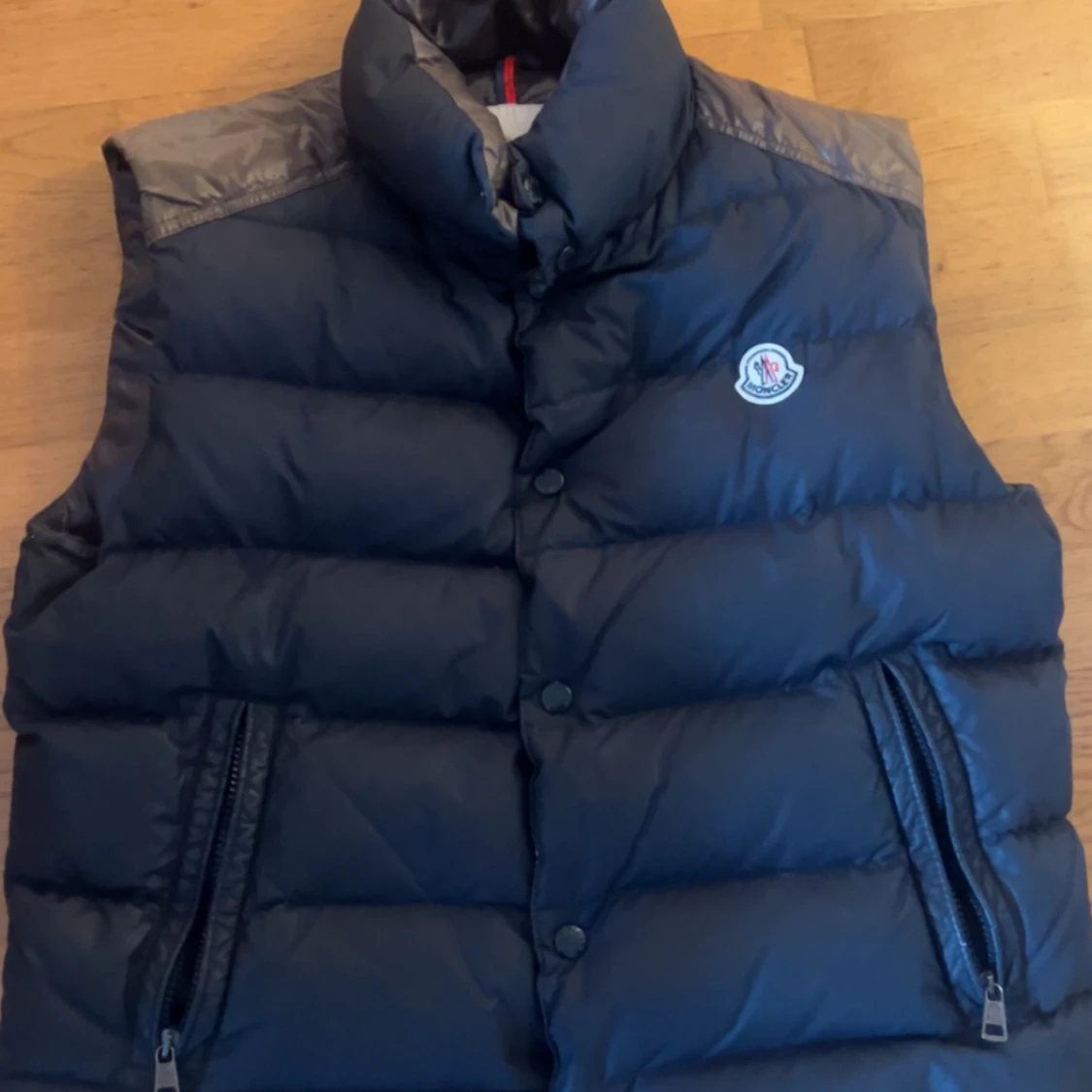 Moncler väst - 93