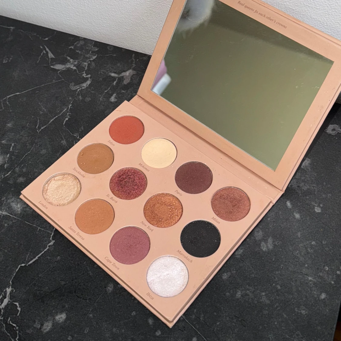 Caia ögonskuggor - 91