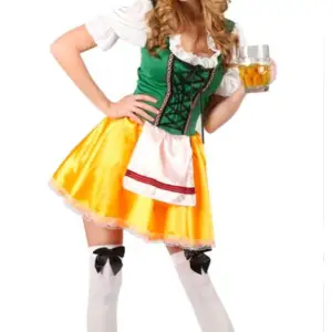 Säljer denna populära oktoberfest klänning, (har en mindre fläck på framsidan men inget som man tänker på) 😍😍