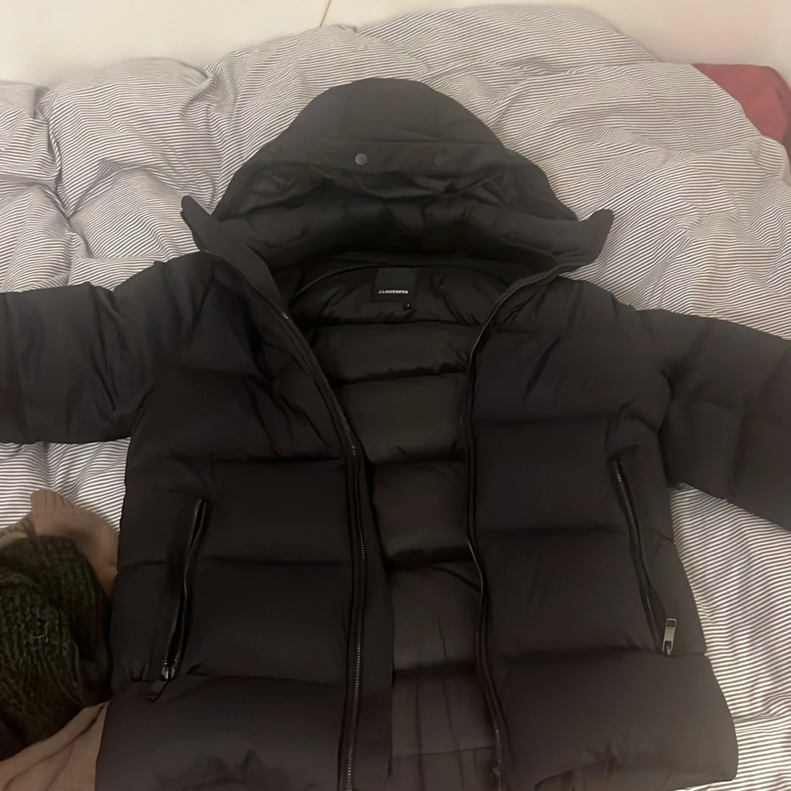 Vinterjacka från J Lindeberg - 93
