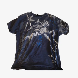 Wicked One Tshirt - As fet tshirt i storlek XL  Cool samurai design