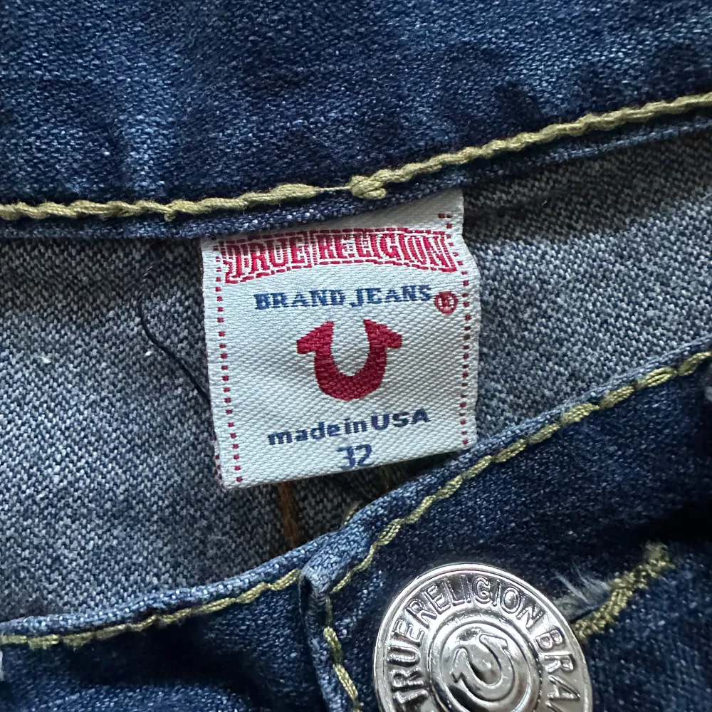 True religion Jeans, Billy Super T. Straight fit. Mycket fint skick. Storlek W32 L34. Använd gärna köp nu!. Jeans & Byxor.