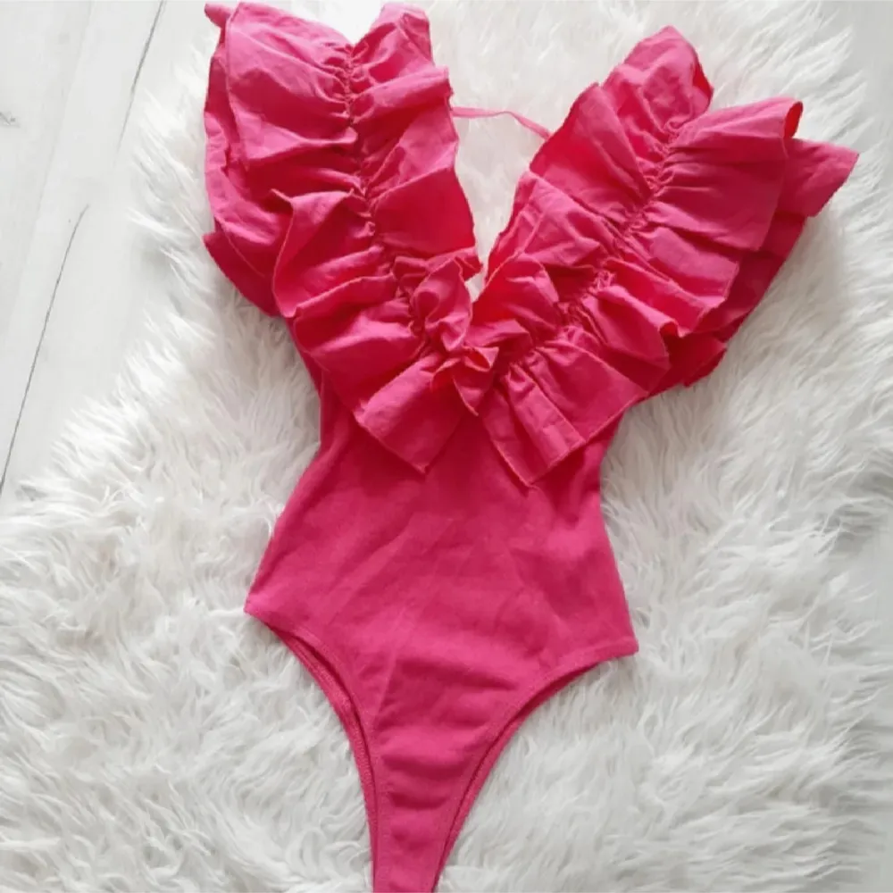 Intressekoll 💞 Super fin rosa body ifrån zara💗💗. Blusar.