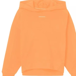 Orange hoodie från Calvin Klein Jeans - Orange hoodie från Calvin Klein Jeans. Svårt att få fram färgen genom kamera. Storlek XS. Bra skick då den knappt är använd. 