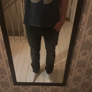 Replay Jeans strl 29 - Modellen Joe Bra skick  Litet lagat hål (se bild 5)