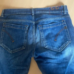 Dondup jeans - Jeans i mycket fint skick, sparsamt använda. 