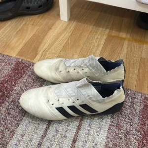 Nemeziz  - Köpt för 2899kr Säljs för 600kr 