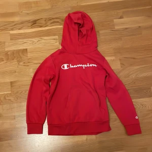 Champion hoodie - Hoodie från champion, inte användts många gånger.