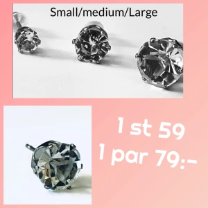 By prisförslag- 1 par Silverfärgade örhängen medium size Diamant  - 1 par, Medium size. Snygga silverfärgade örhängen med stora, glittrande stenar. Finns i storlekarna small, medium och large. Perfekta för att ge en elegant touch till din outfit. Vill man ha 1 st och annan storlek så går det 