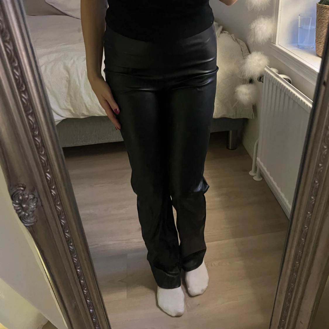 Straight Pu Pants - Nelly - 3