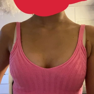 Rosa ribbad linnetopp perfekt till sommaren XS - rosa linne XS