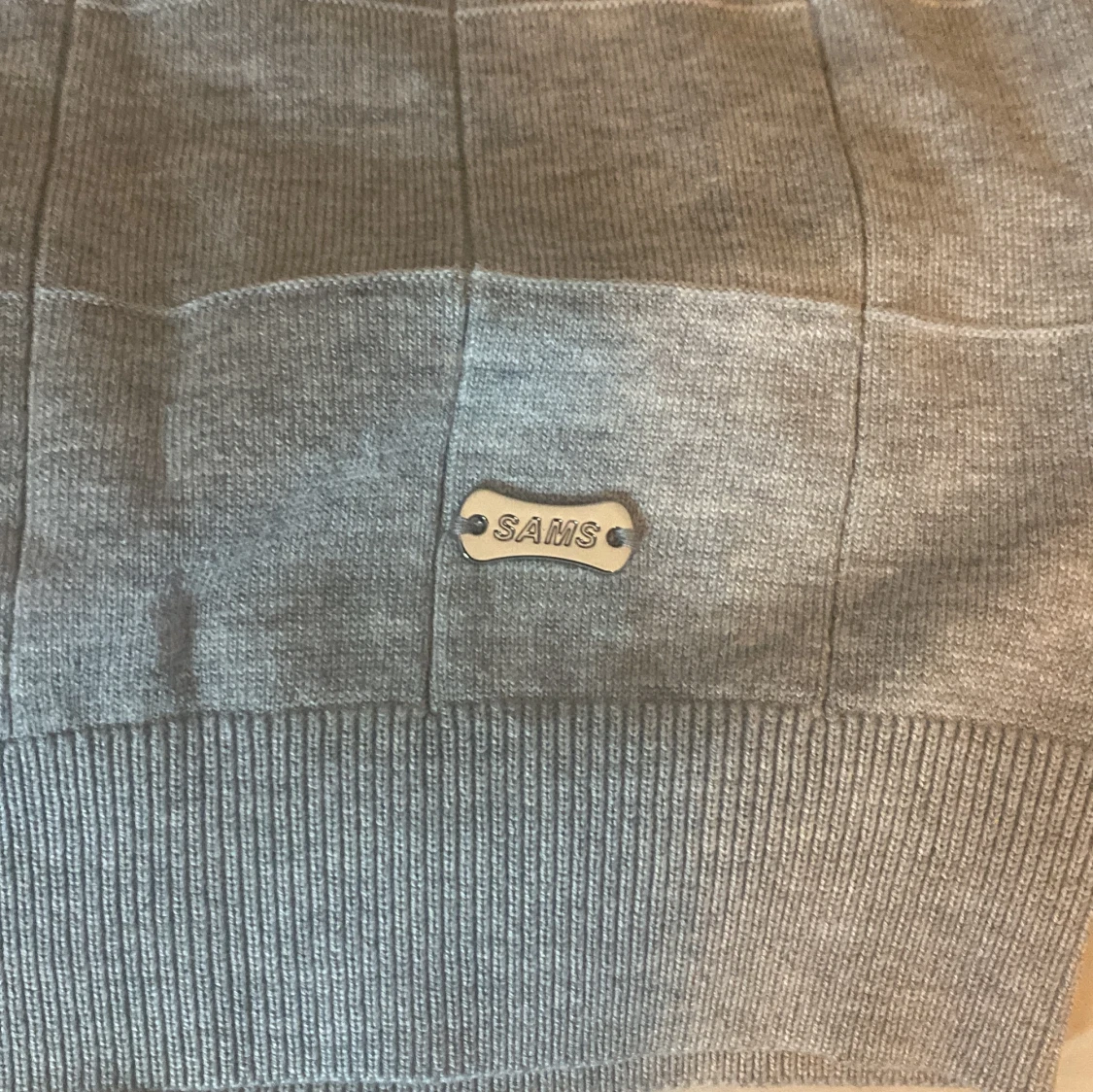 Grå kortärmad tröja från SAMS - 2