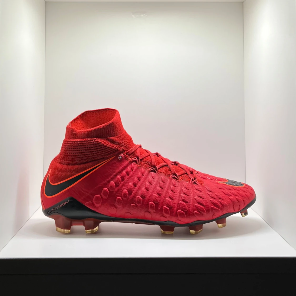 Nike Hypervenom Phantom 3