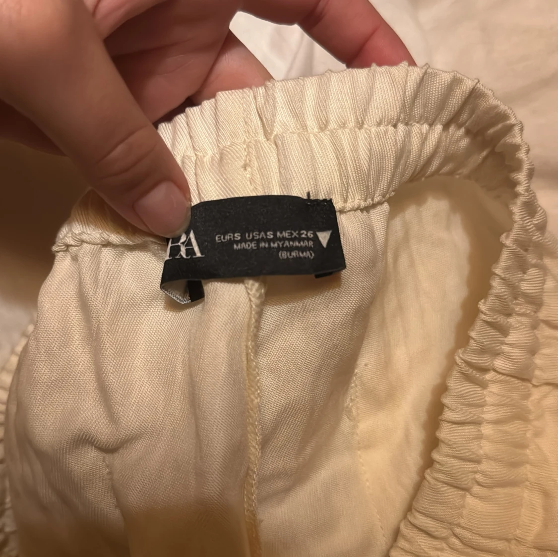 Vita linnebyxor med resårmidja - 92