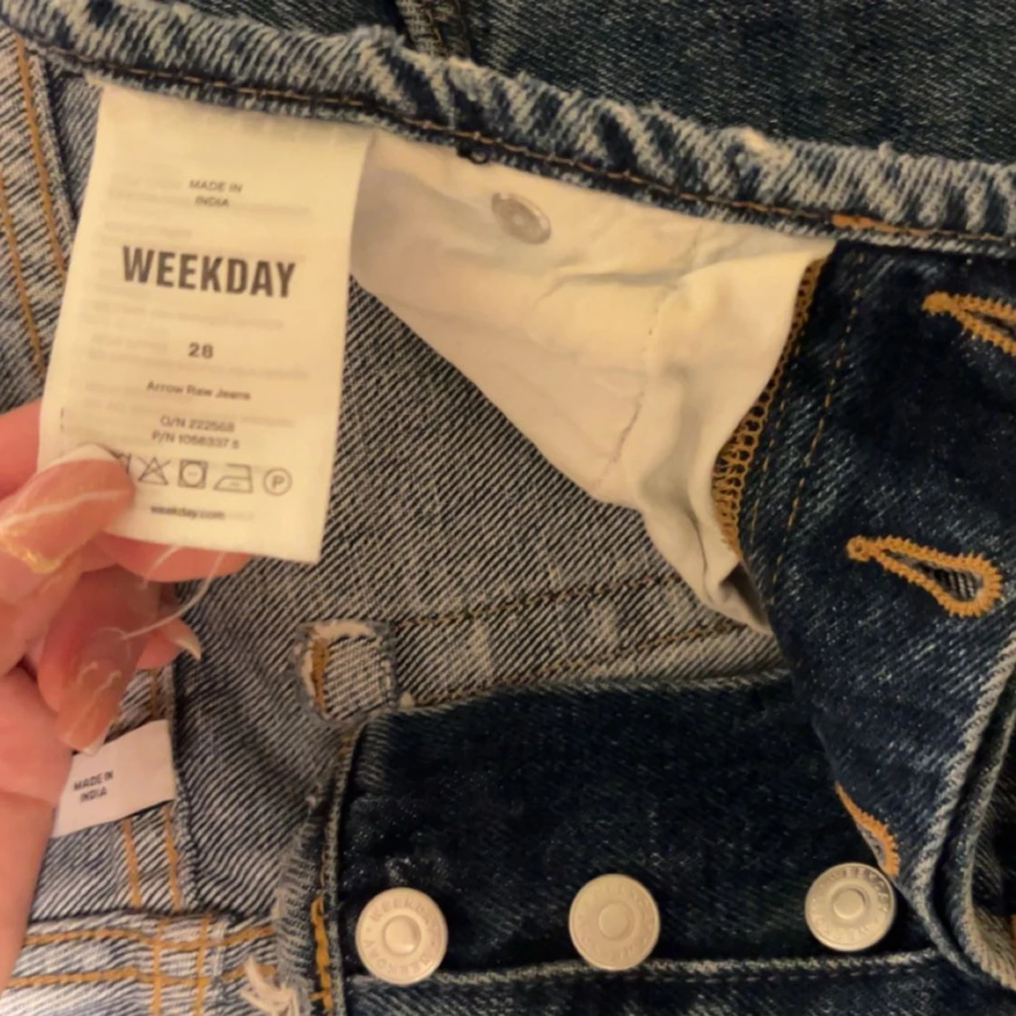 Blåa jeans från weekday - 93