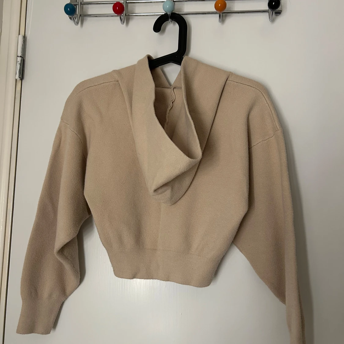 Beige hoodie från ASOS DESIGN - 90