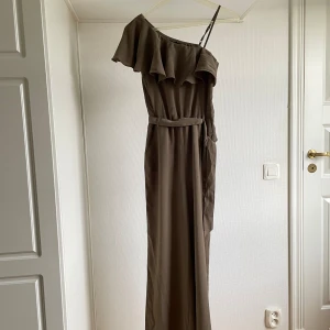 Jumpsuit storlek 34 - Jumpsuit storlek 34