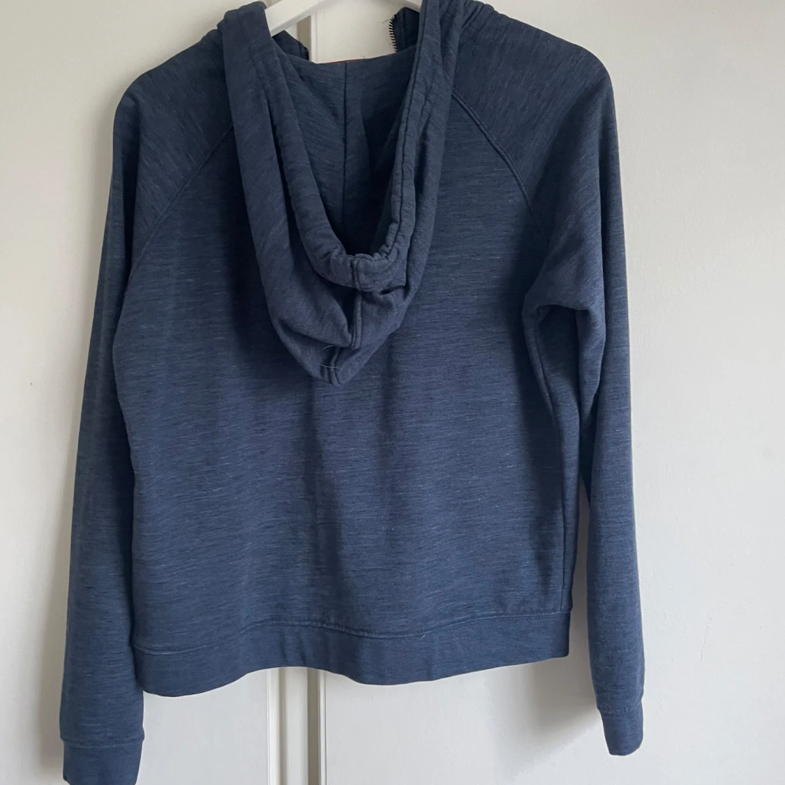 Mörkblå kofta  - 90