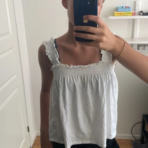 Fin topp💝 - Gullig topp från Kappahl❣️ Använd 1 gång☺️