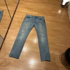 Levis 501  - Blåa Levis 501 ST i storlek 34x34. Varan är i gott skick. 