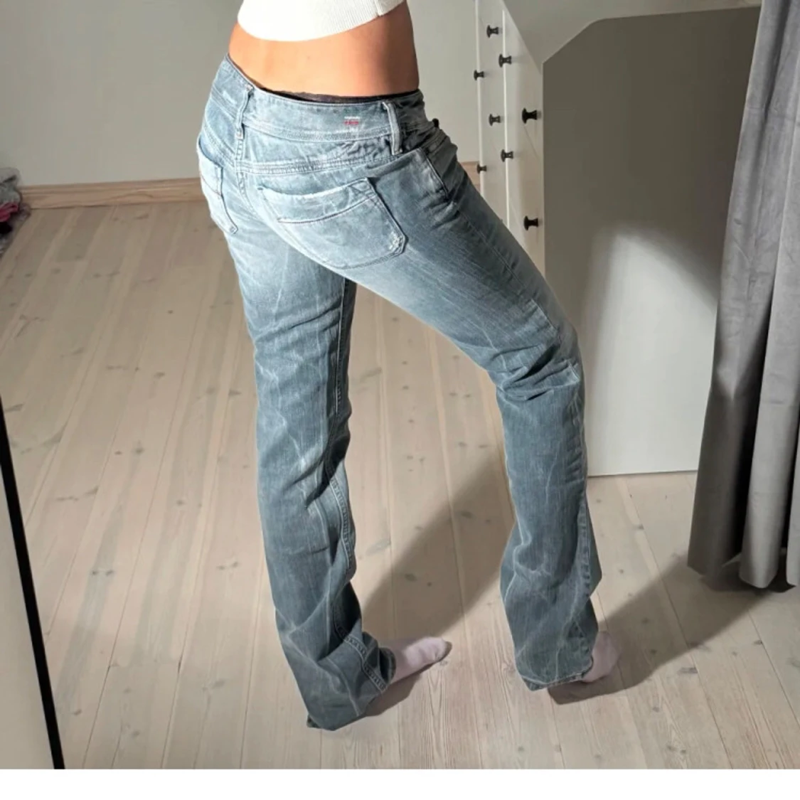 Blå Disel jeans i bootcut-stil - 90