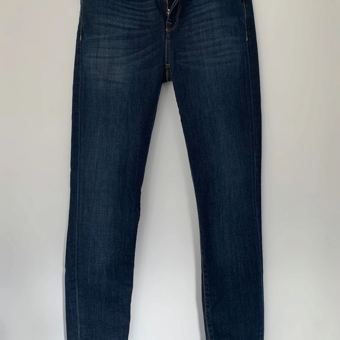 Mörkblå jeans från Selected Femme