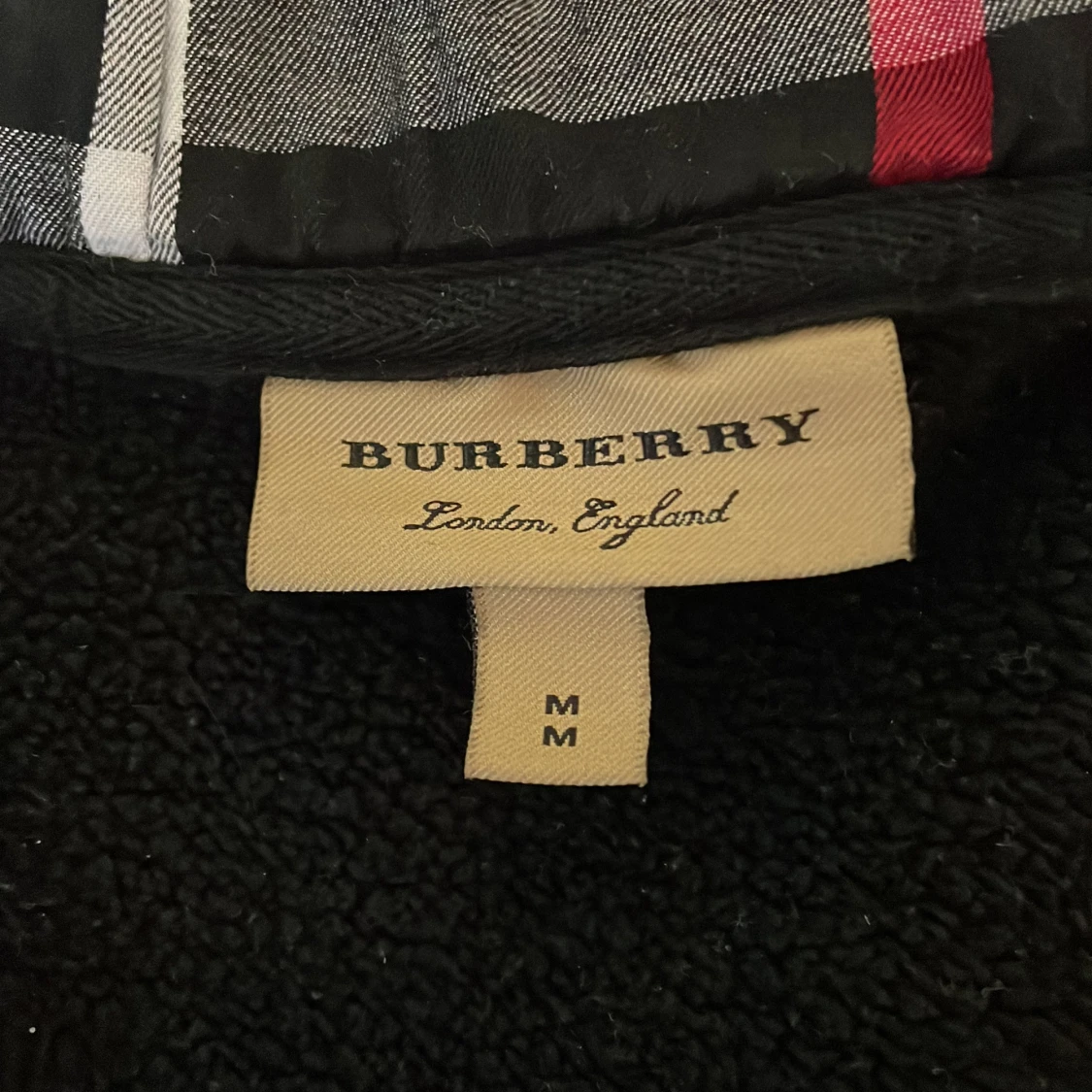 Svart kofta från Burberry - 91