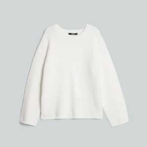 Vit stickad tröja från Bik Bok - Säljer en supermysig vit stickad tröja från Bik bok i storlek XS💗