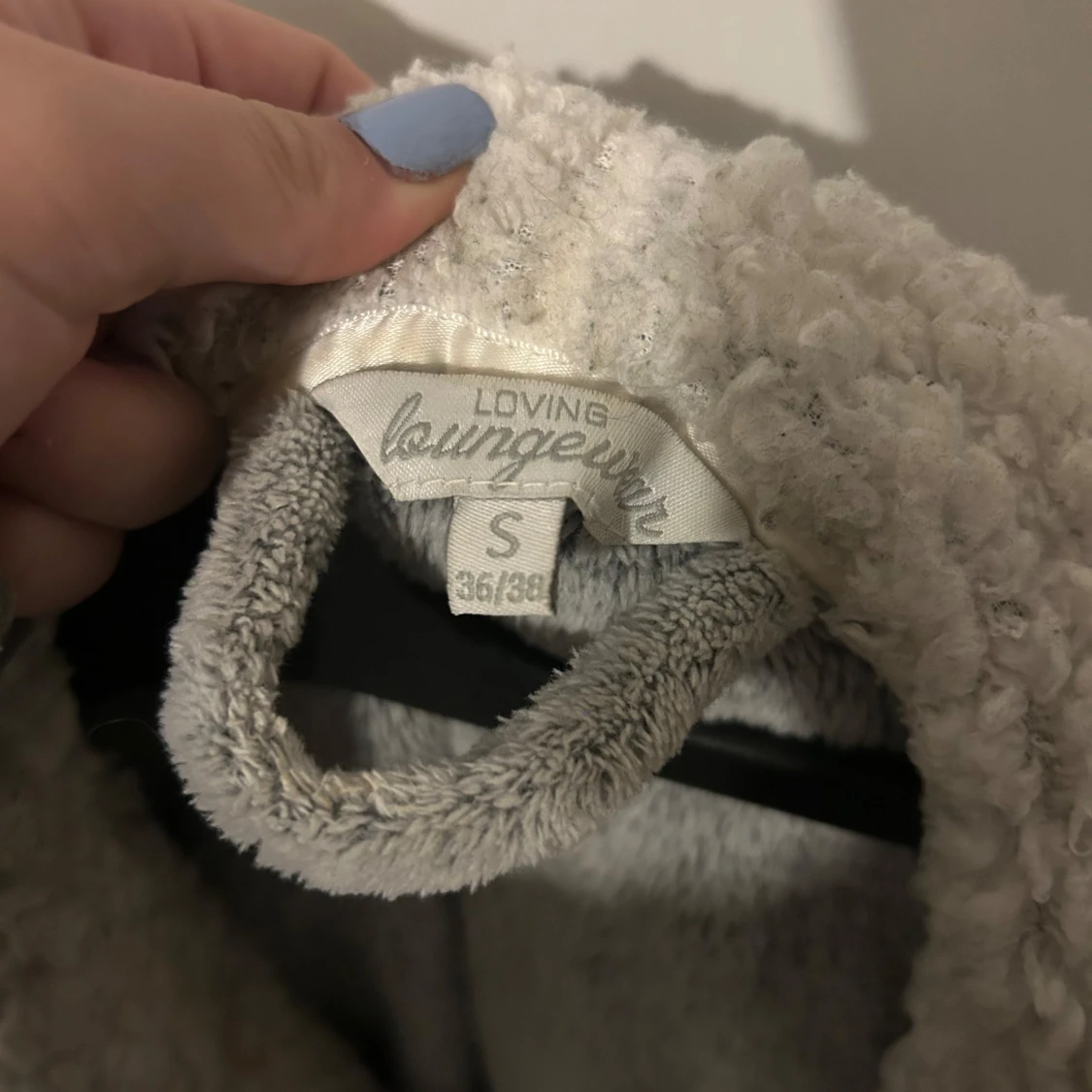 Grå fleece morgonrock från Loving Loungewear - 91