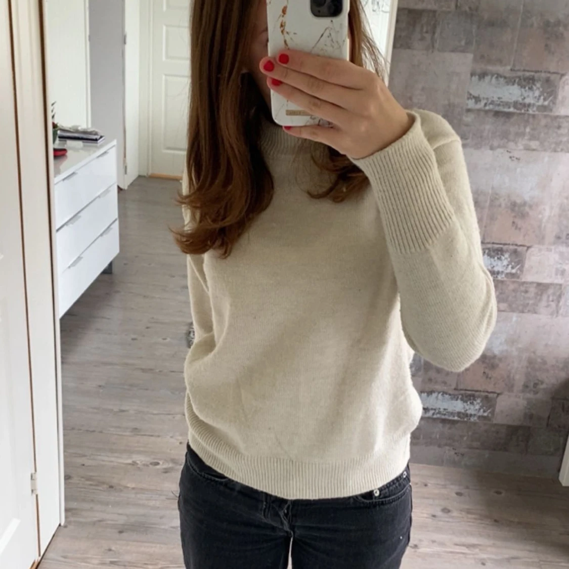 Beige stickad tröja