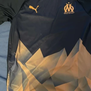 Fotbollströja - Fin Marseille fotbollströja i bra skick storlek s