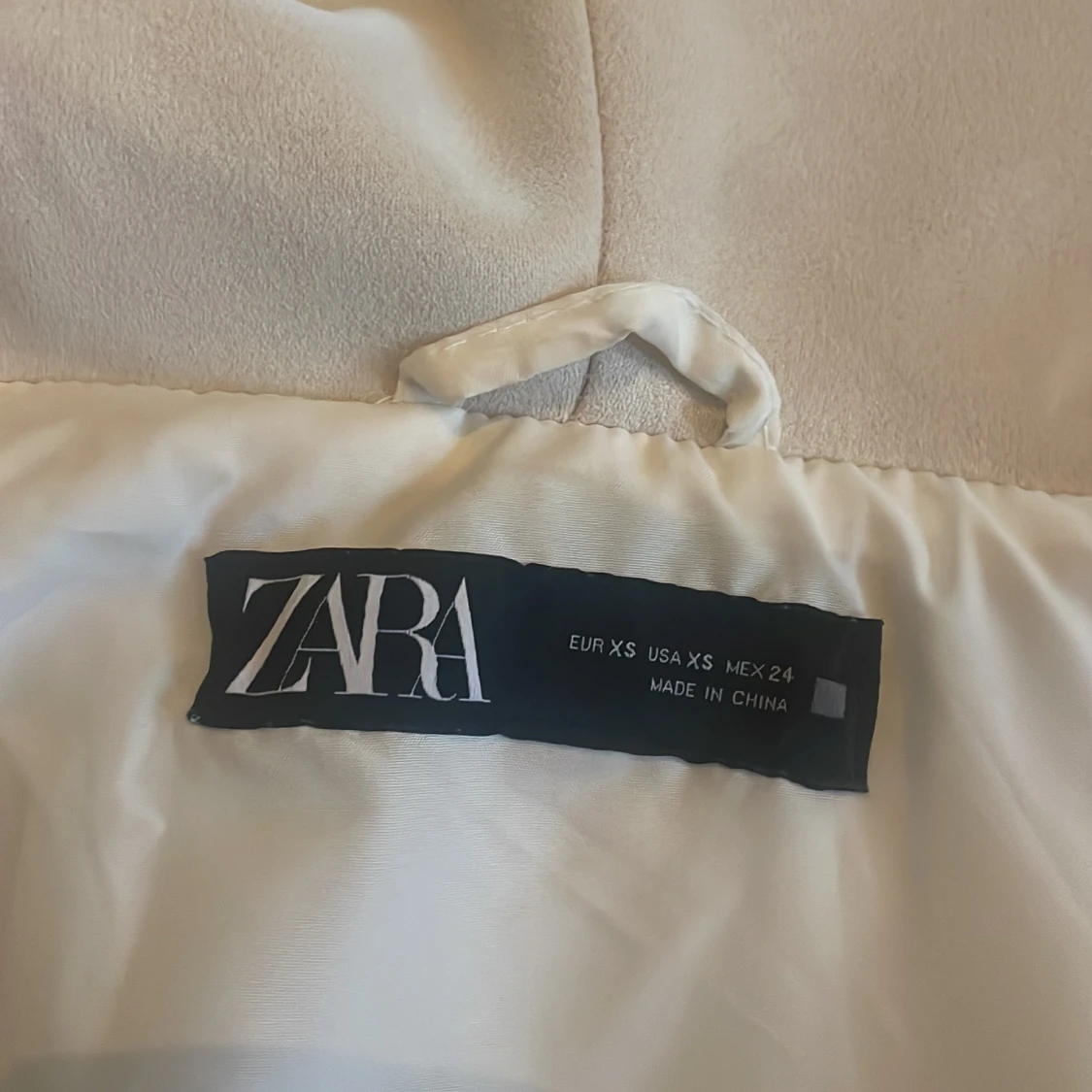 Vit teddyjacka från Zara - 2