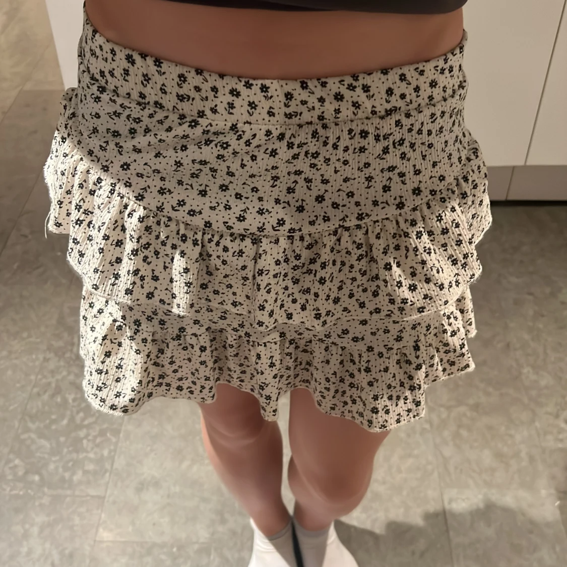 Blommig volangkjol från Zara