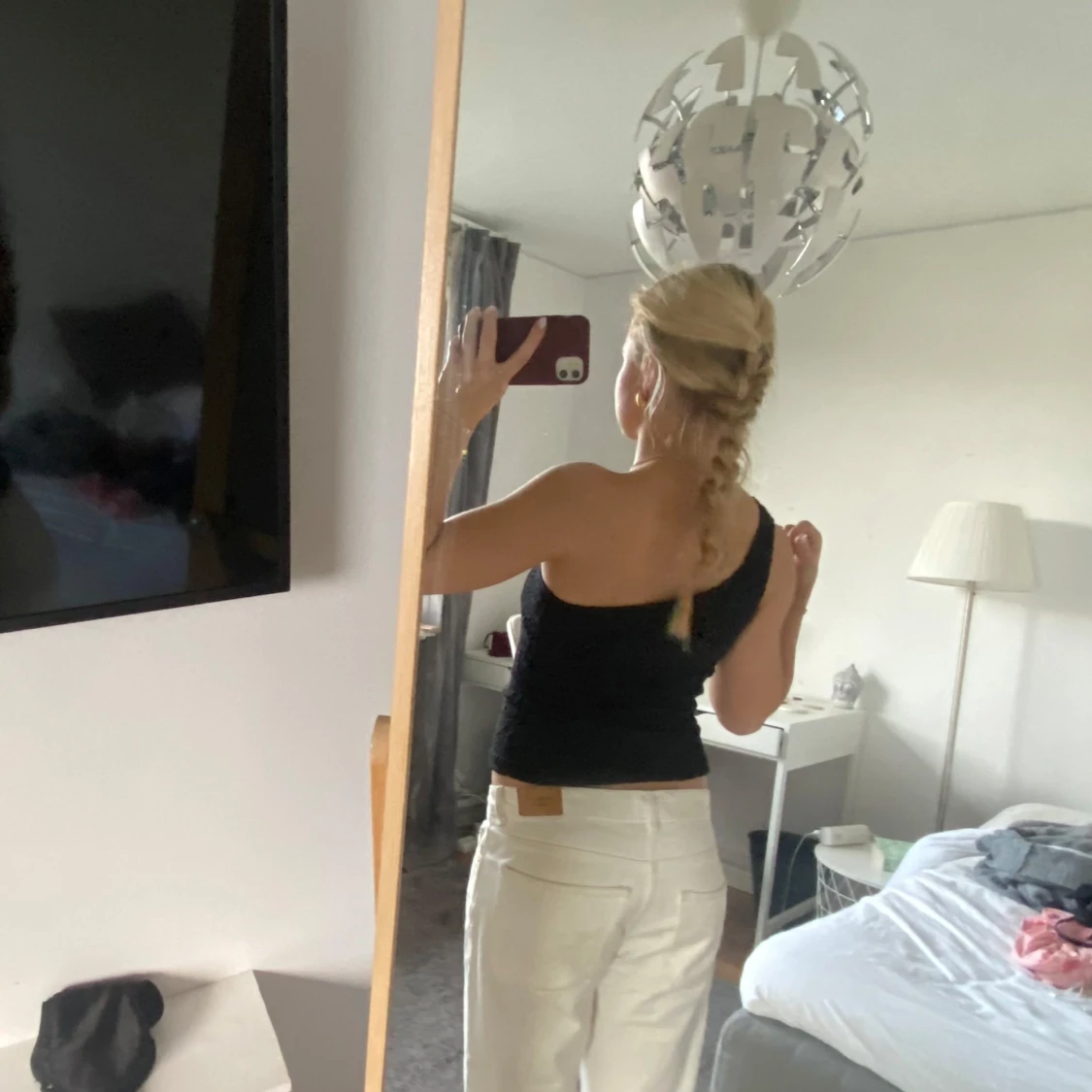 Svart oneshoulder topp - 90