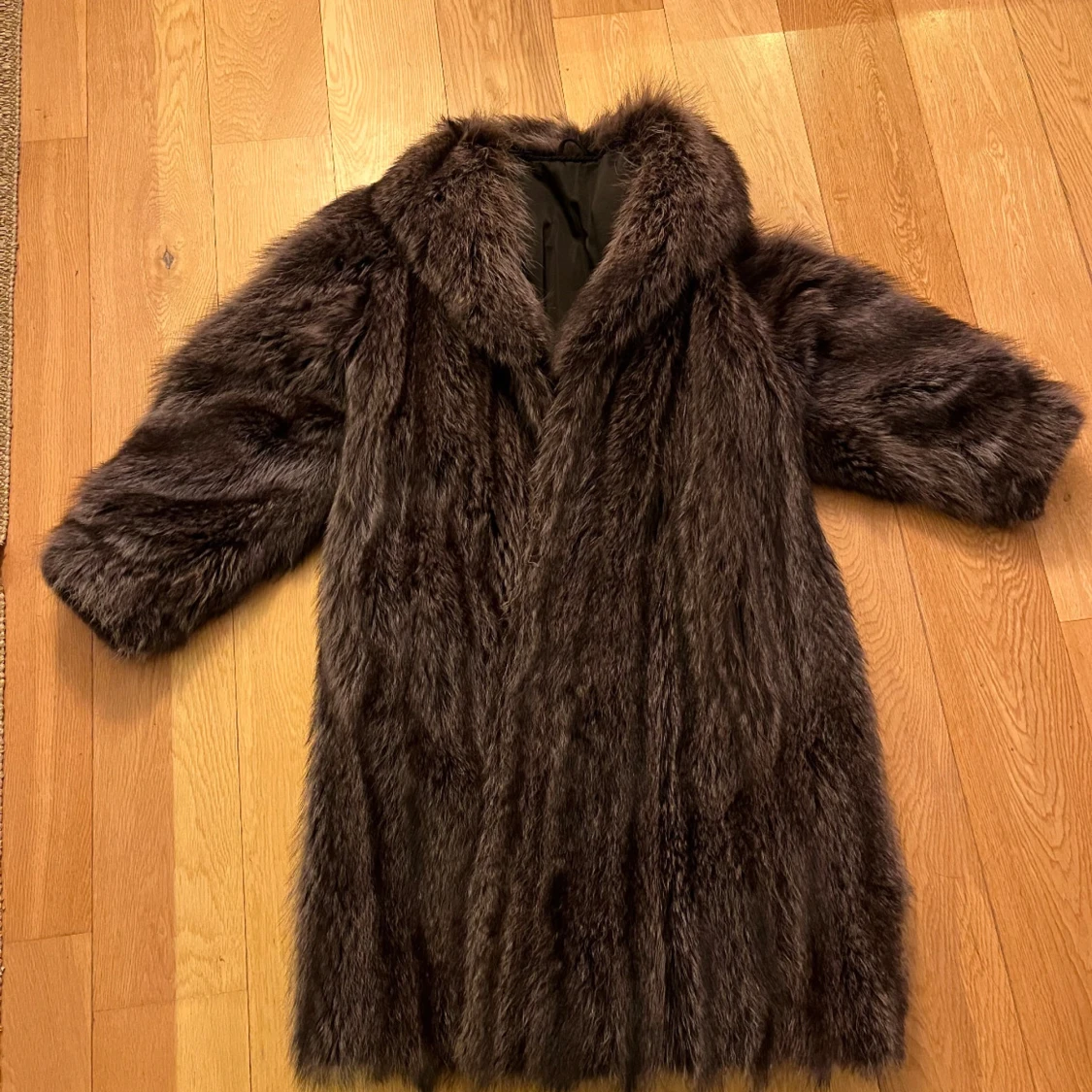 Brun pälsjacka - 92