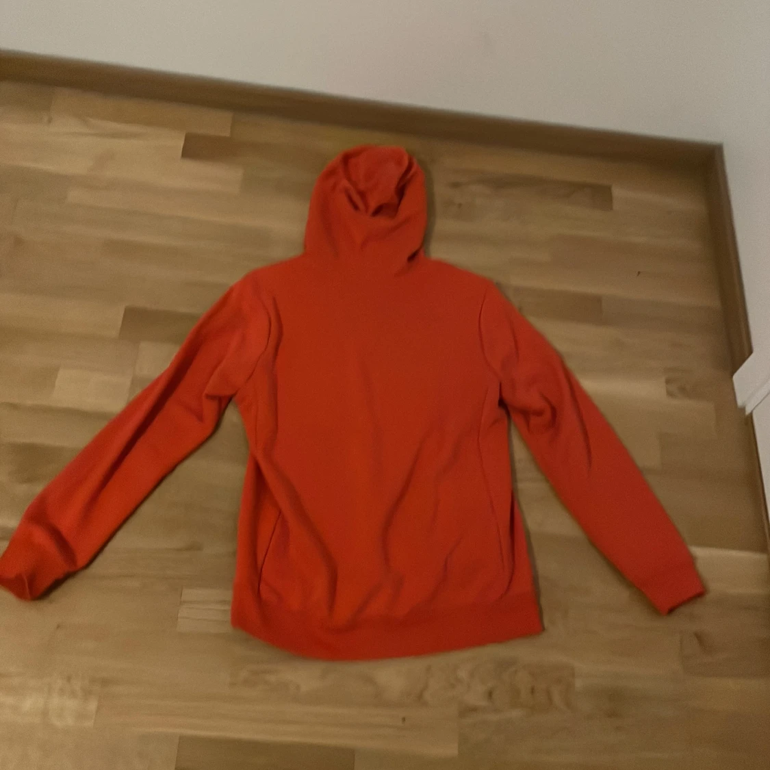 Orange hoodie från Adidas - 1