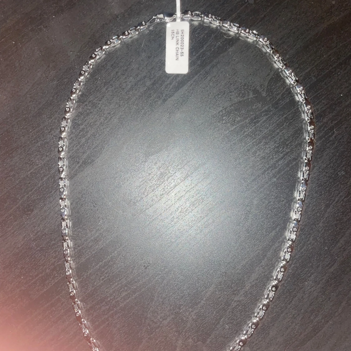 Silverfärgat halsband  - 1