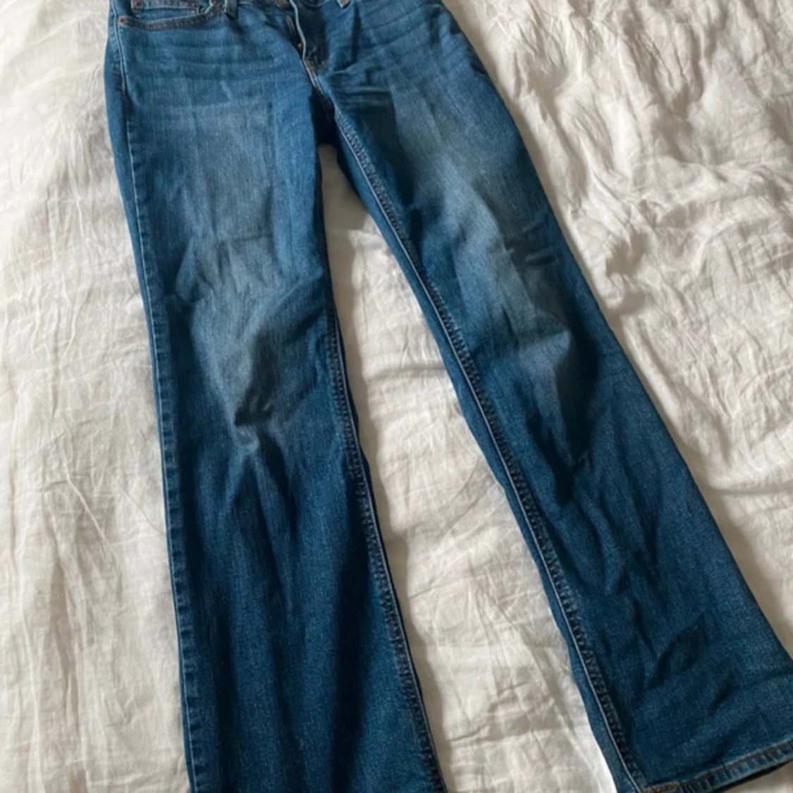Lågmidjade levis jeans 