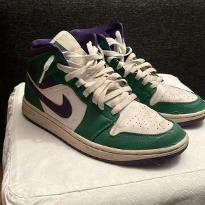 Jordan 1 Incredible Hulk - Inte jättebra skick men ändå feta