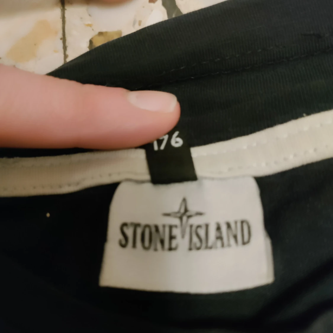 Svart t-shirt från Stone Island - 1