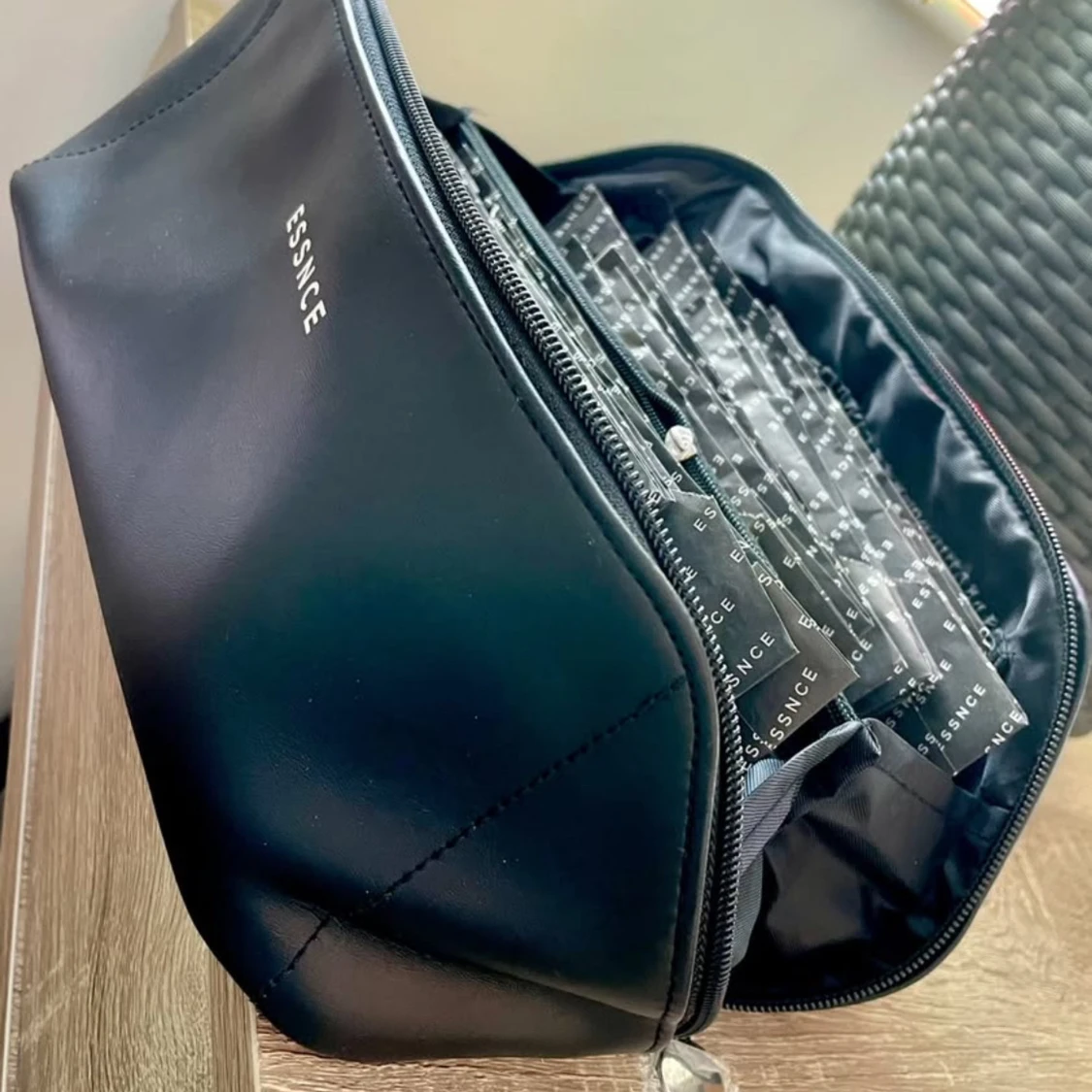 Lilla adventskalendern från Essence