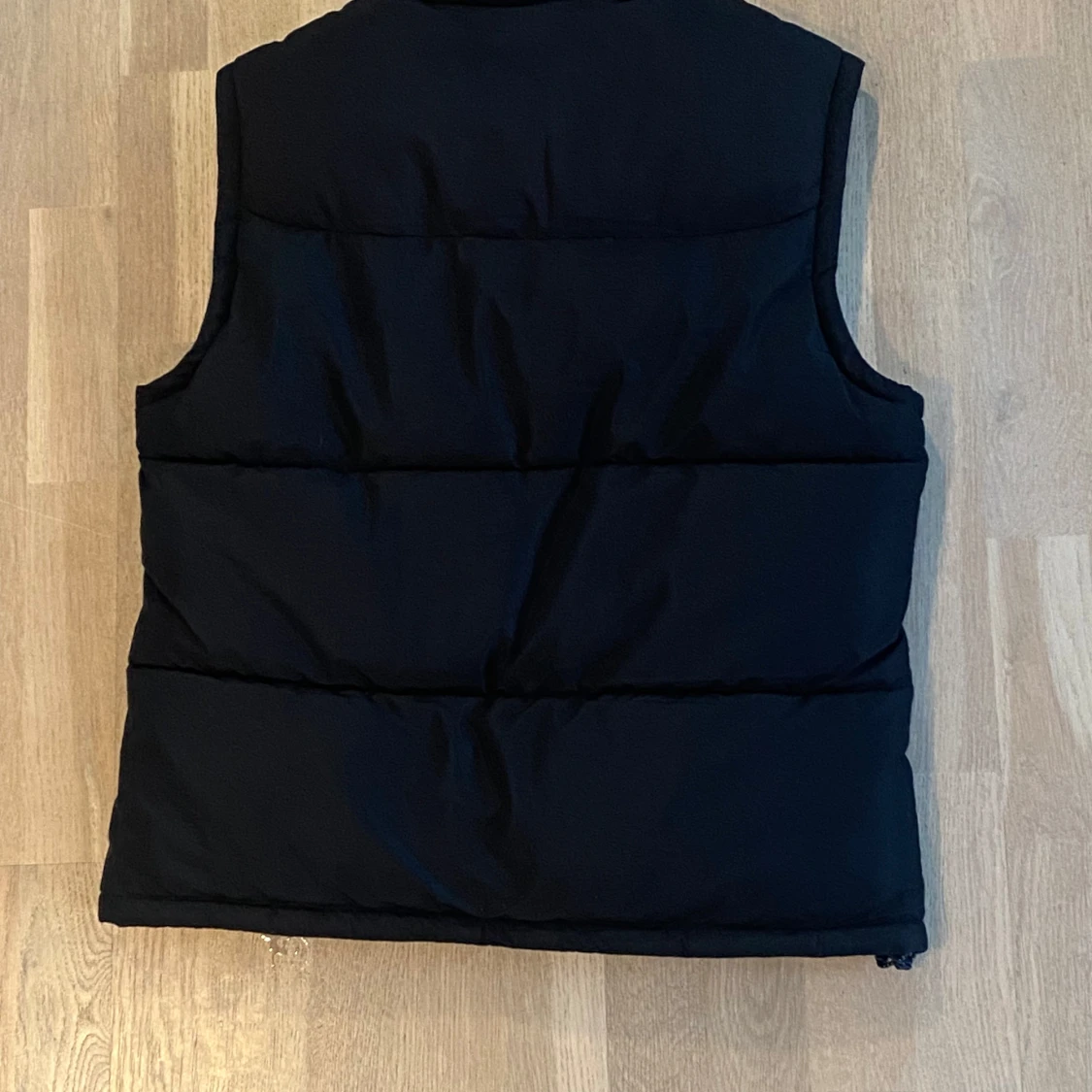 Svart dunväst från Pull&Bear - 1