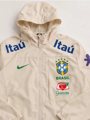 Nike Braziro  - Snygg trendig vindjacka, använd 1 gång. Storlek M