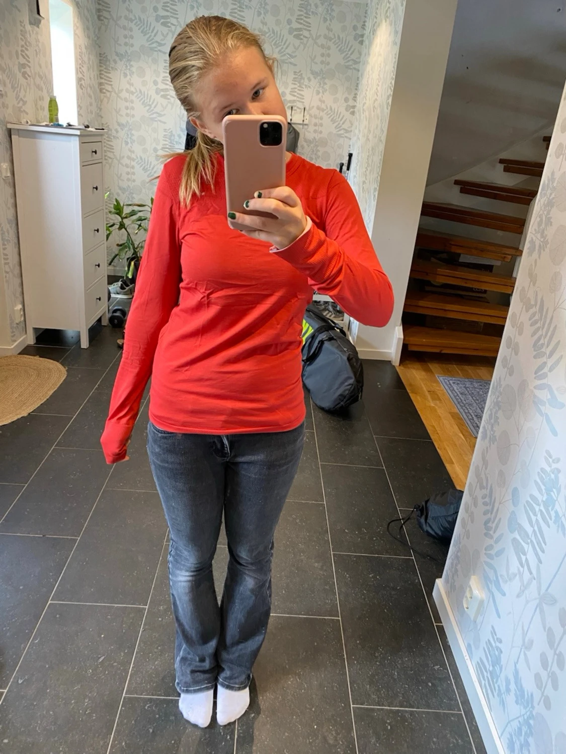 Röd långärmad träningstopp - 2