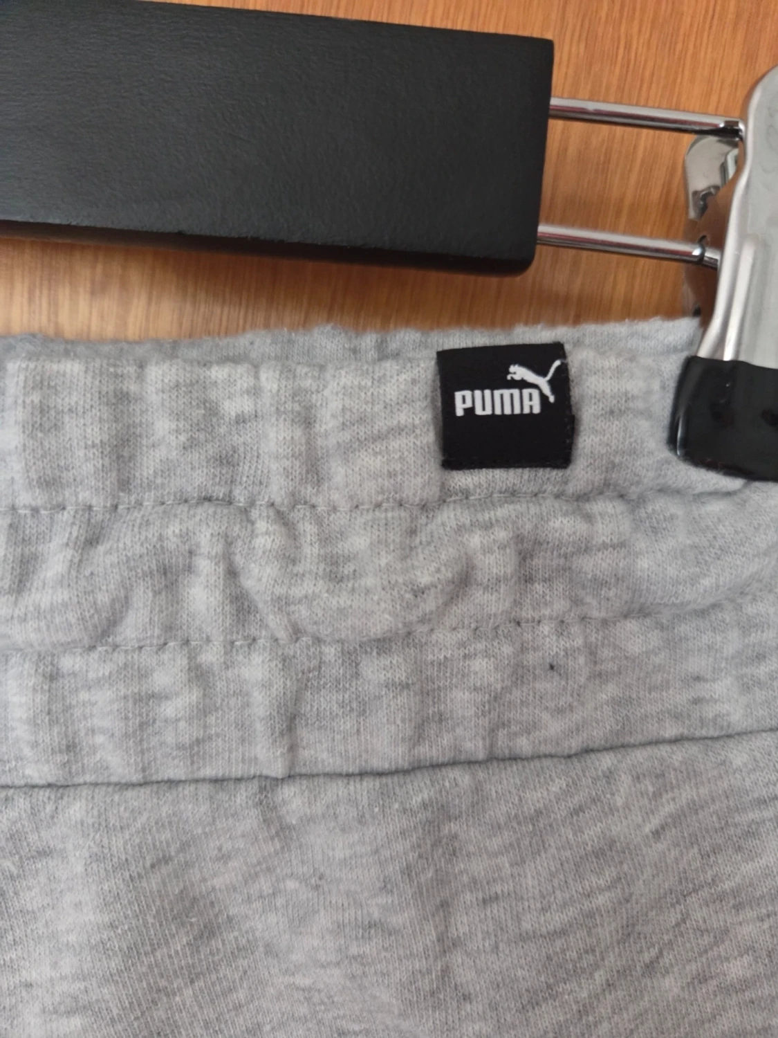Grå sweatshorts från Puma - 3