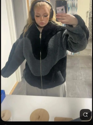 Trendt vision fleece - Väldigt varm och skön trendig trendt vision fleece jacka, oversize