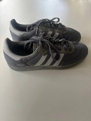 Adidas samba  - Adidas samba skor i st 39 ⅓