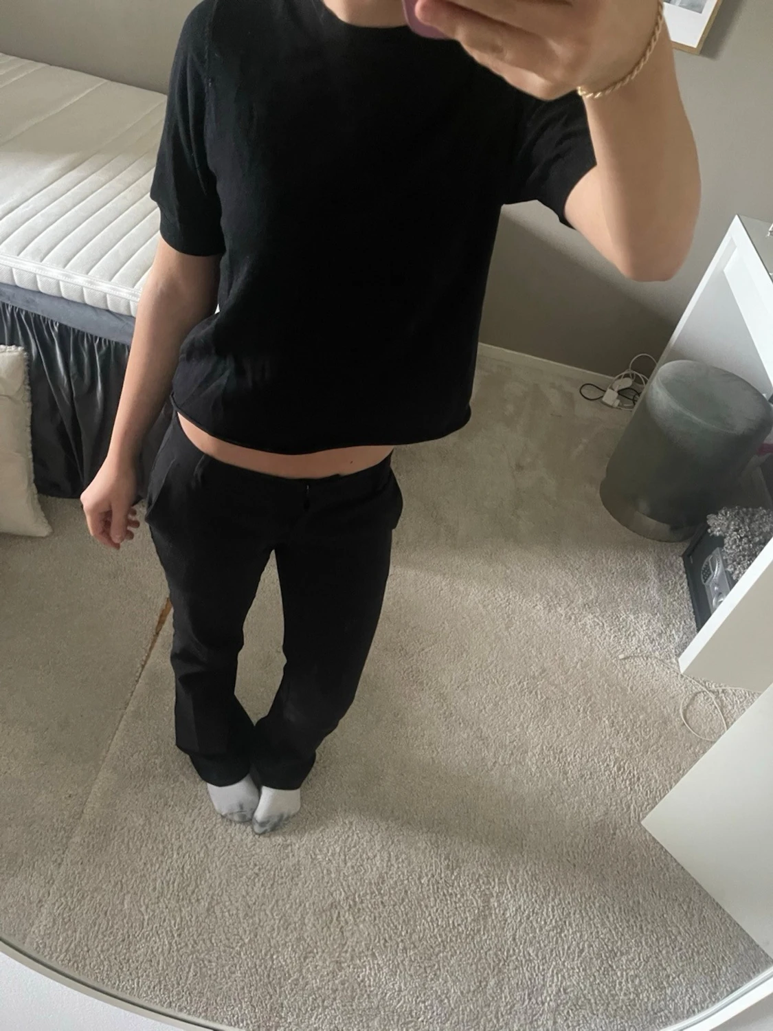 Svart croppad t-shirt - 2