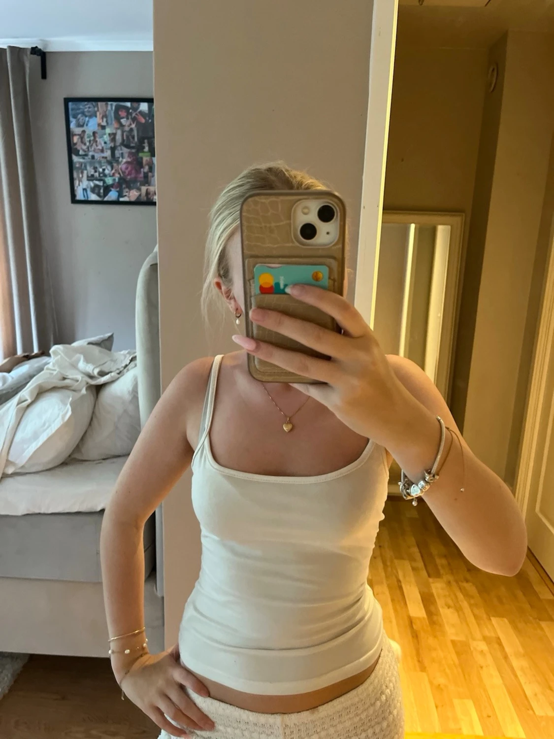 Vit ribbad tanktop med smala band - 2